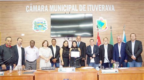 C Mara Entrega T Tulo De Honra Ao M Rito C Mara Municipal De Ituverava