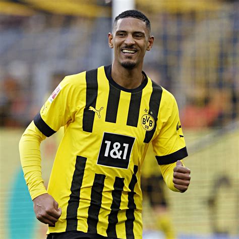 B On Twitter Haller Estreou Se A Marcar Pelo Dortmund Na Bundesliga