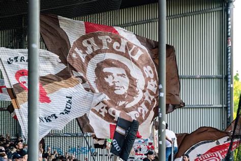 Ultra St Pauli Fotos IMAGO