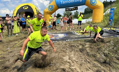 Ekstremalny Bieg Z Przeszkodami Run Fit Adventure Nad Jeziorem