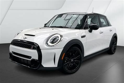 Pre-Owned 2023 MINI Cooper S 4D Hatchback in Omaha #X00499 | Land Rover ...