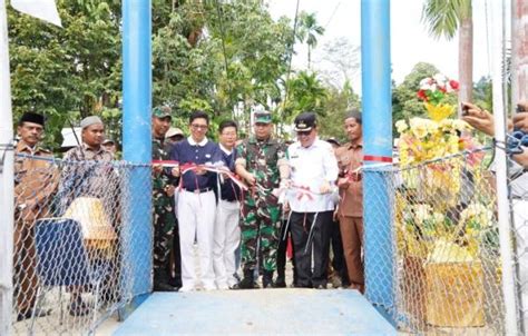 Danrem Tu Resmikan Jembatan Cinta Kasih Sikundo Teuku Umar