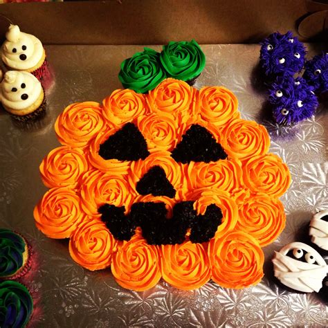 Pumpkin Cupcake Cake Halloween Birthday Cakes Halloween Cupcake Cake