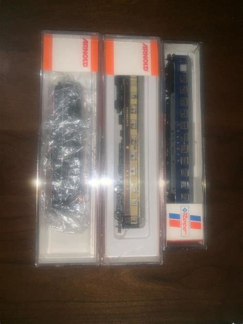 Vintage Arnold And Roco N Scale Steam Locomotive And Coaches With Boxes ...