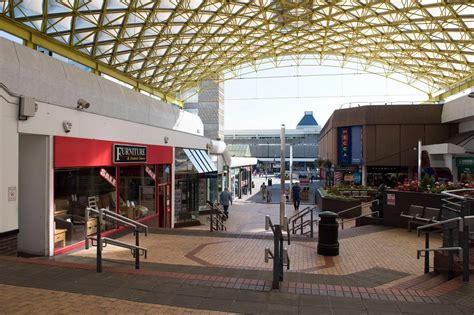 Retail portfolio (Cwmbran Centre, Cwmbran, Wales & Galleries shopping centre, Washington ...