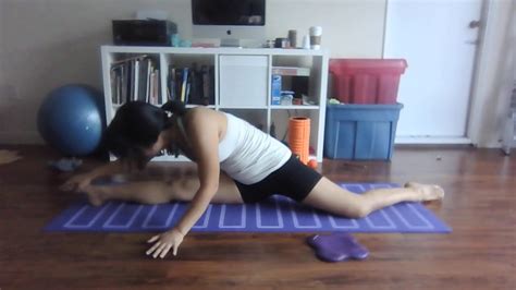 Front Split Stretching Routine Youtube