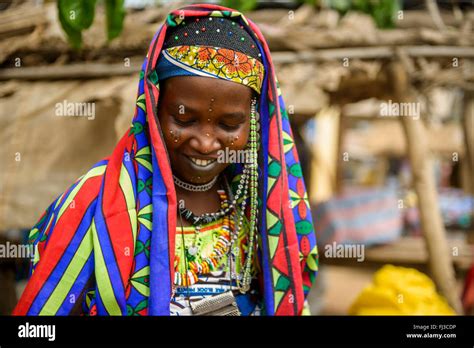 Junge Fulani Frau Stockfotos Und Bilder Kaufen Alamy