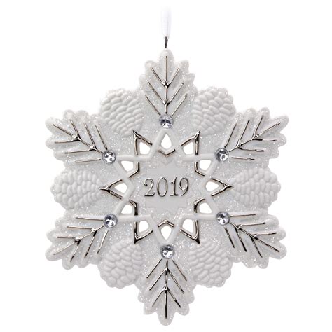 Hallmark Keepsake Christmas Year Dated Snowflake Ornament