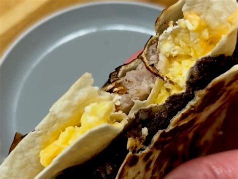 Tik Tok Corner Wrap Hack Simon Howie Recipes