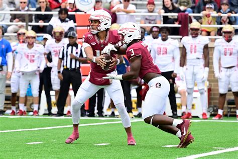 Breaking Fsu Starting Quarterback Jordan Travis Injured In First Half Against Boston College