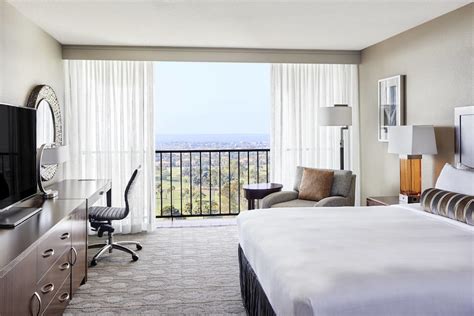 Newport Beach Marriott Hotel and Spa Newport Beach, California, US - Reservations.com