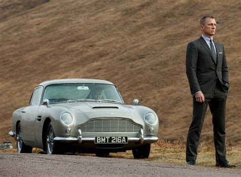 Aston Martin James Bond
