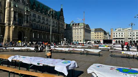 Abschluss Der Hamburger Stiftungstage Mit Fest Der Demokratie Ndr