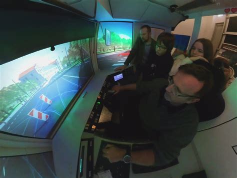 Symulator Tramwaju NGT6 Katedra Pojazdów Szynowych i Transportu