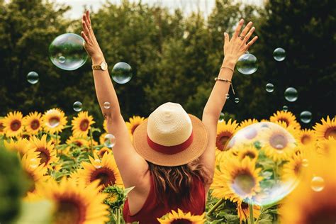 33 Let Yourself Bloom Quotes To Inspire You To Bloom Like A Flower 2021
