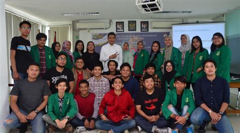 Himakom Ajak Mahasiswa Berpikir Out Of The Box Prodi Ilmu Komunikasi