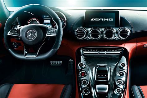 Mercedes Benz AMG GT 2025 Harga OTR, Promo Januari, Spesifikasi & Review