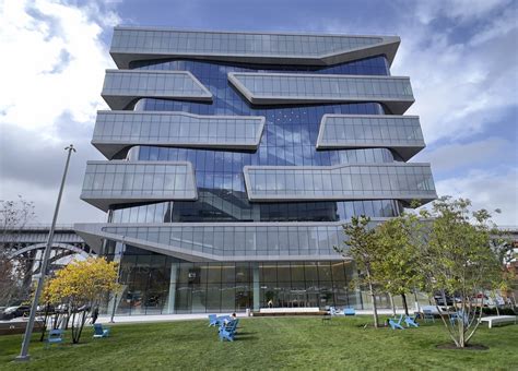 Columbia Business School (Manhattanville Campus) Henry R. Kravis Hall