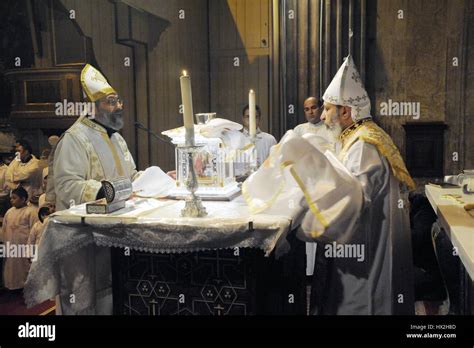 Mil N Italia La Misa De Navidad En La Iglesia Ortodoxa Copta Egipcia