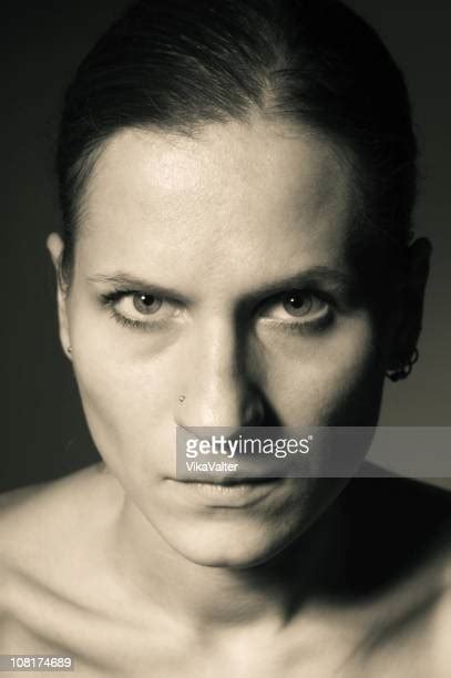 Evil Woman Face Fotografías E Imágenes De Stock Getty Images