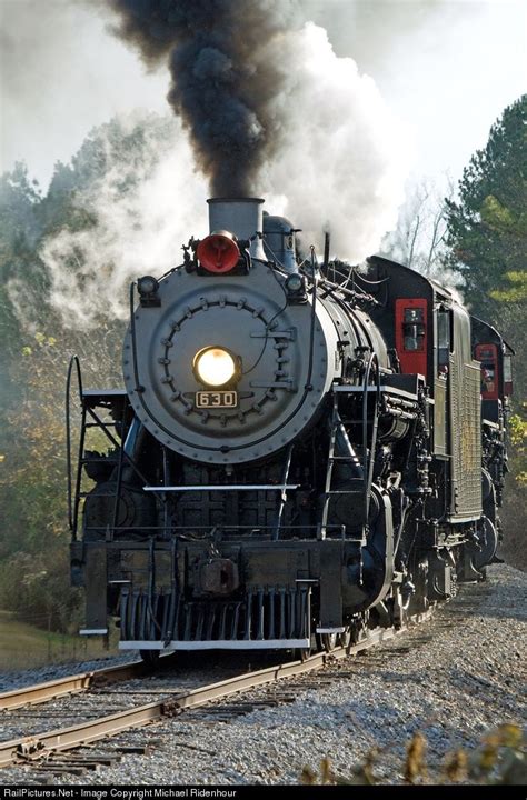 Sou 630 And 4501 Southern Railway Steam 2 8 0 At Lafayette Georgia By Michael Ridenhour Steam