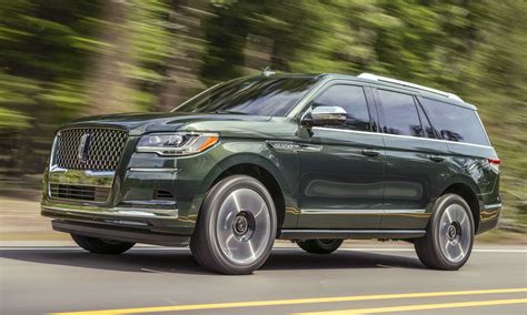 Lincoln Navigator 2025 L Nathan Paterson