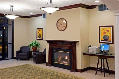 Holiday Inn Oneonta - UPDATED 2018 Prices & Hotel Reviews (NY ...