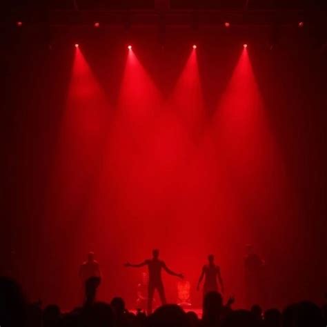 Stage Light Color Combinations: How to Choose a Color Scheme? - Vorlane