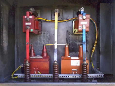 Potential Transformer Working Principle | Electrical4u