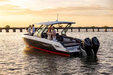 Monterey Boats Unveils The All New Elite 30 A Fusion Of Luxury