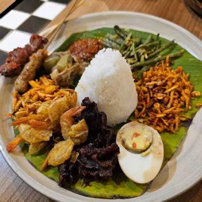 Restoran Di Tsm Bandung Menunya Variatif Dan Enak Semua