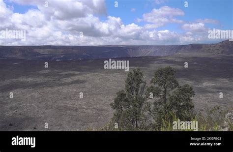 Hawaiian Volcanoes Stock Videos And Footage Hd And 4k Video Clips Alamy