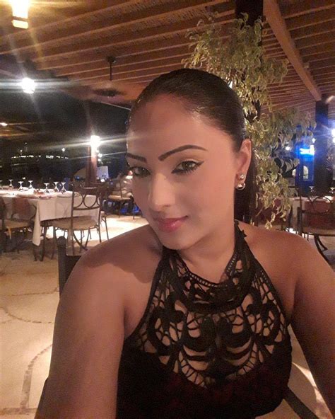 Nikesha Patel Never Seen Hot Spicy Bikini Photos Collecti