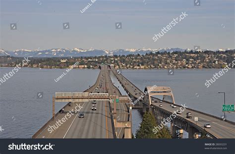 I90 Floating Bridge Seattle Mercer Island Stock Photo 28093231 ...