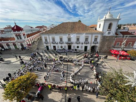 Dia Internacional Das Cidades Educadoras Celebrado Em Paz