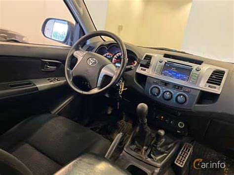 Toyota Hilux Extra Cab 2015