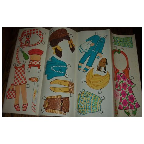 Vintage Whitman Mod Missy Boxed Uncut Paper Doll Set Momos