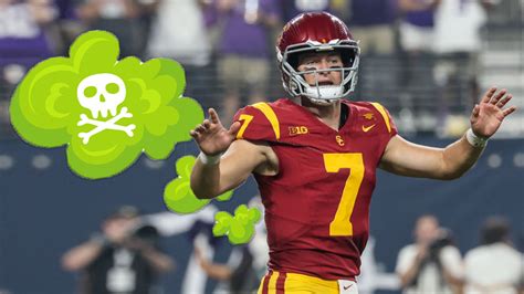 Usc Qb Miller Moss Investigated For Bizarre Pillow Farting Video