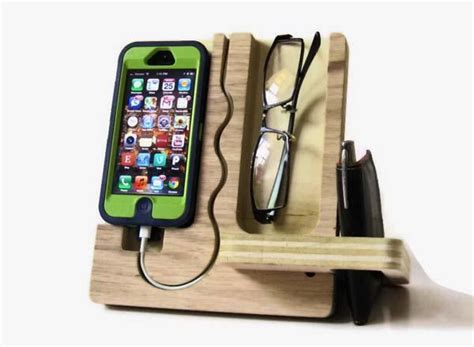 The Handmade Wood Iphone Dock Gadgetsin