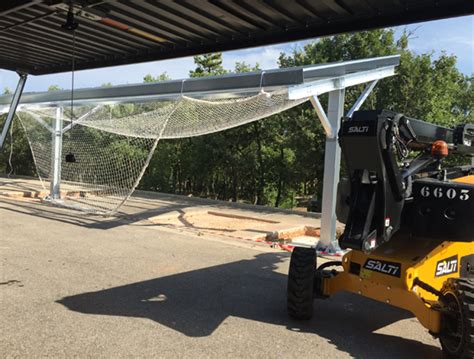 Travaux de l ombrière photovoltaïque sur le parking du SymielecVar 3