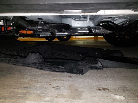 Ford Escape Hybrid 2020 Undercarriage Shield Fell Off 2013 Ford