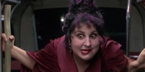 Hocus Pocus' Cut Mary Sanderson Scene Would Have Made The Villains More ...