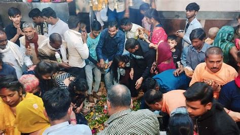 Maha Shivratri 2024 Devotees Performed Jalabhishek In Gola Gokarannath Temple Amar Ujala Hindi