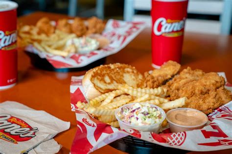 Fast Food Spot Raising Canes Chicken Fingers Plans 3 Li Locations