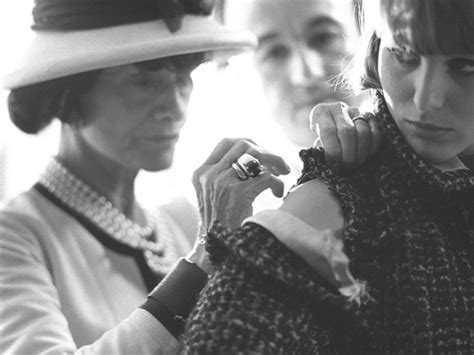 Prácticamente Moda La historia de Coco Chanel