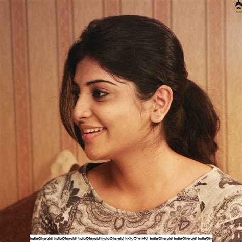 Manjima Mohan Cute And Hot Photos Collection Set