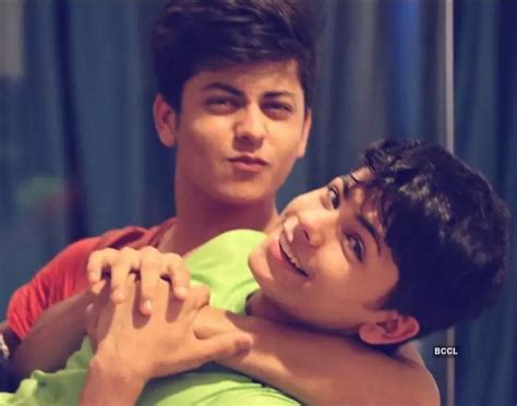 Pin By Trupti Daga On Siddharth Nigam Teen Celebrities Happy Birthday Teenager Cute Actors