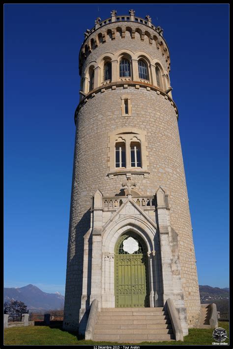 Tour Avalon (Photo Ref 9752)