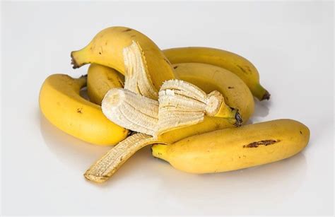 Buccia Di Banana Per Ringiovanire La Pelle Come Usarla