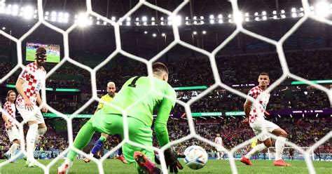 Carrasco do Brasil quem é Dominik Livakovic goleiro da Croácia